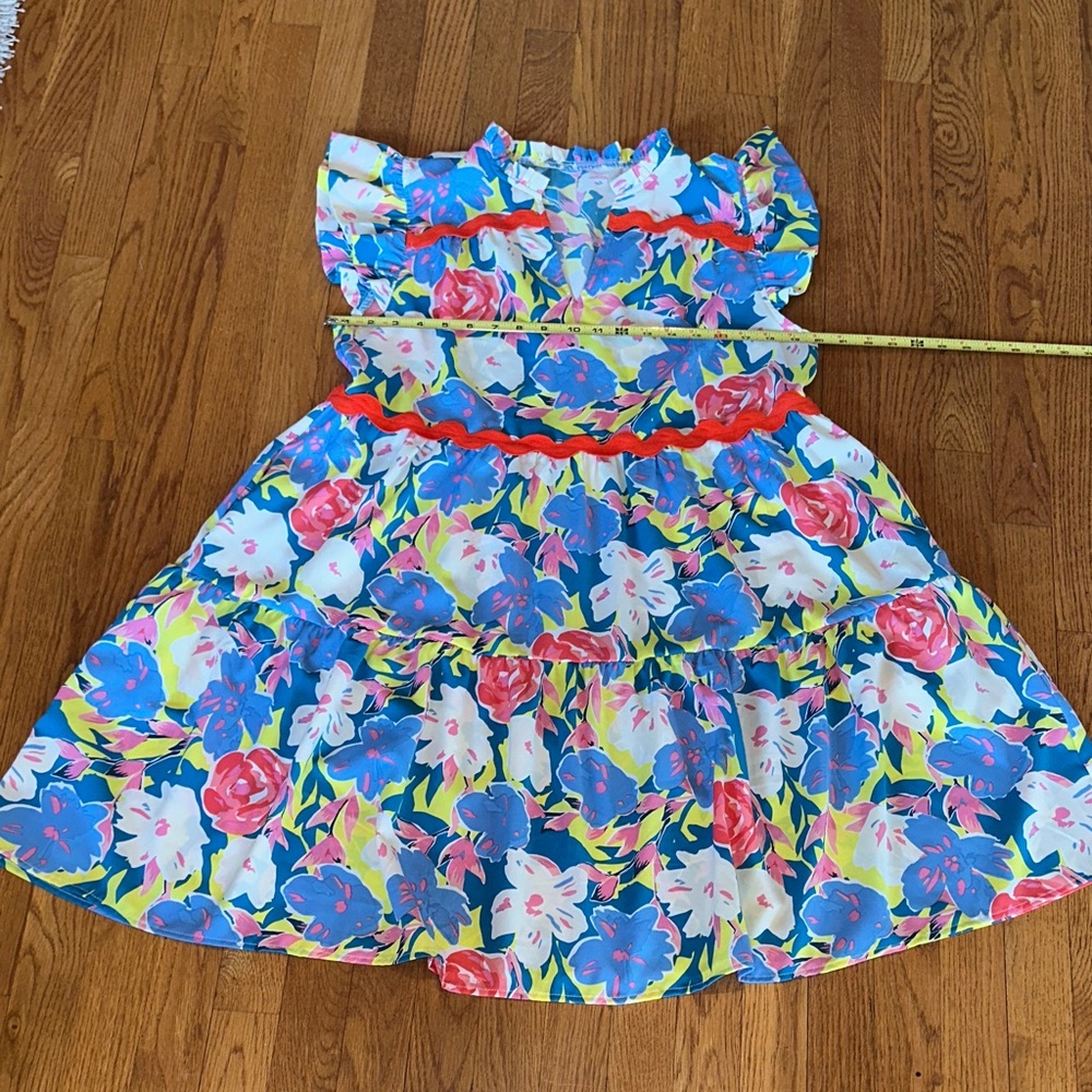 Floral Print Midi Dress with Cap Ruffled Sleeves size Large NWOT🌸